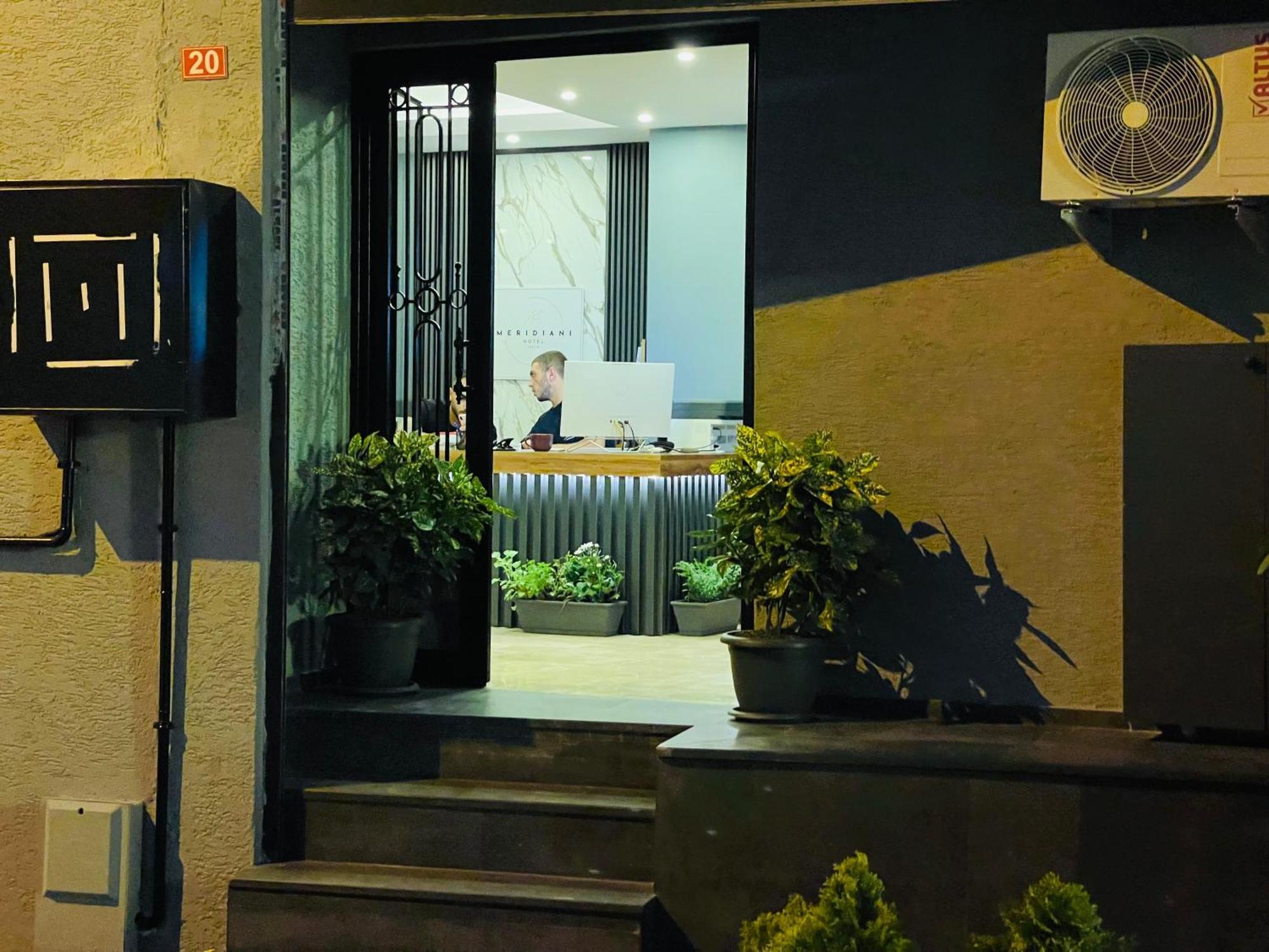 Meridiani Taksim Hotel Istanbul Bagian luar foto