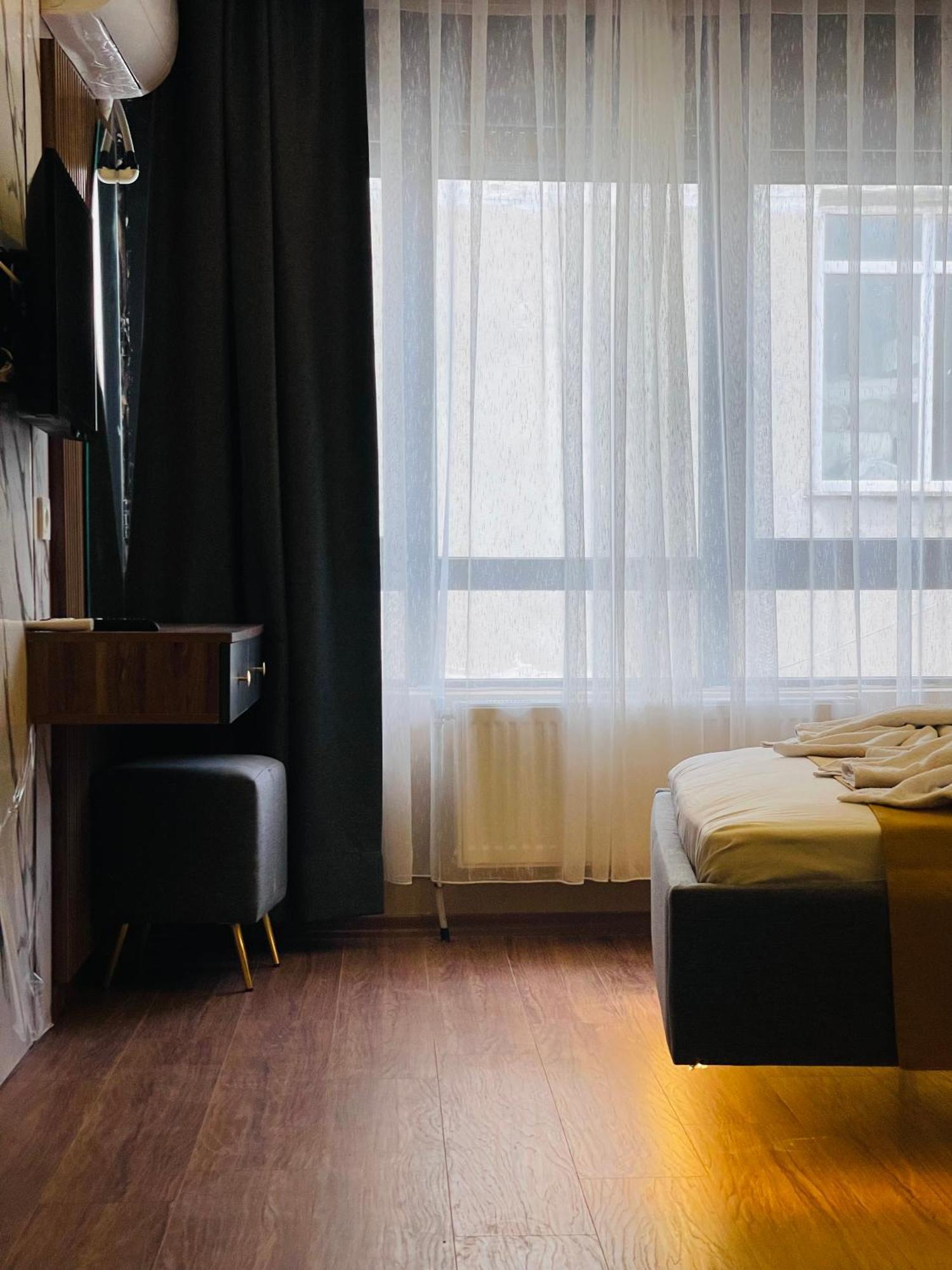 Meridiani Taksim Hotel Istanbul Bagian luar foto